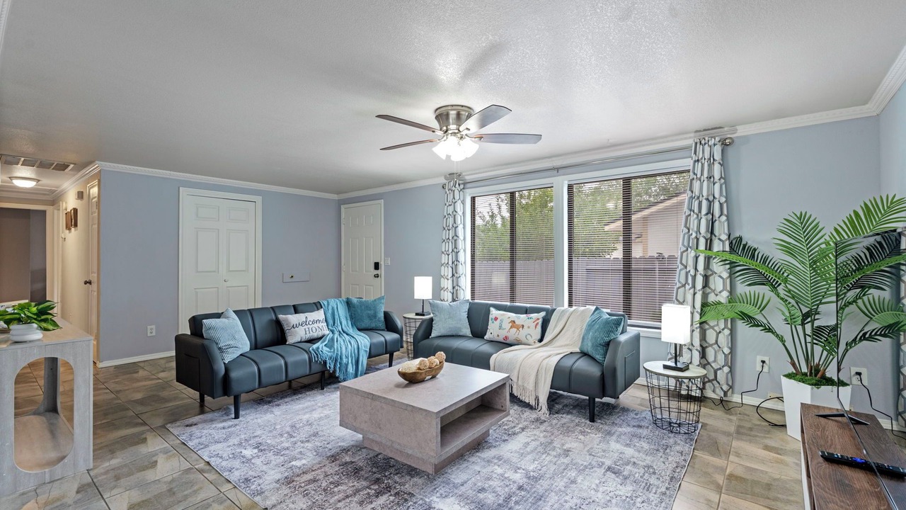 Photo of Livingroom in Reno