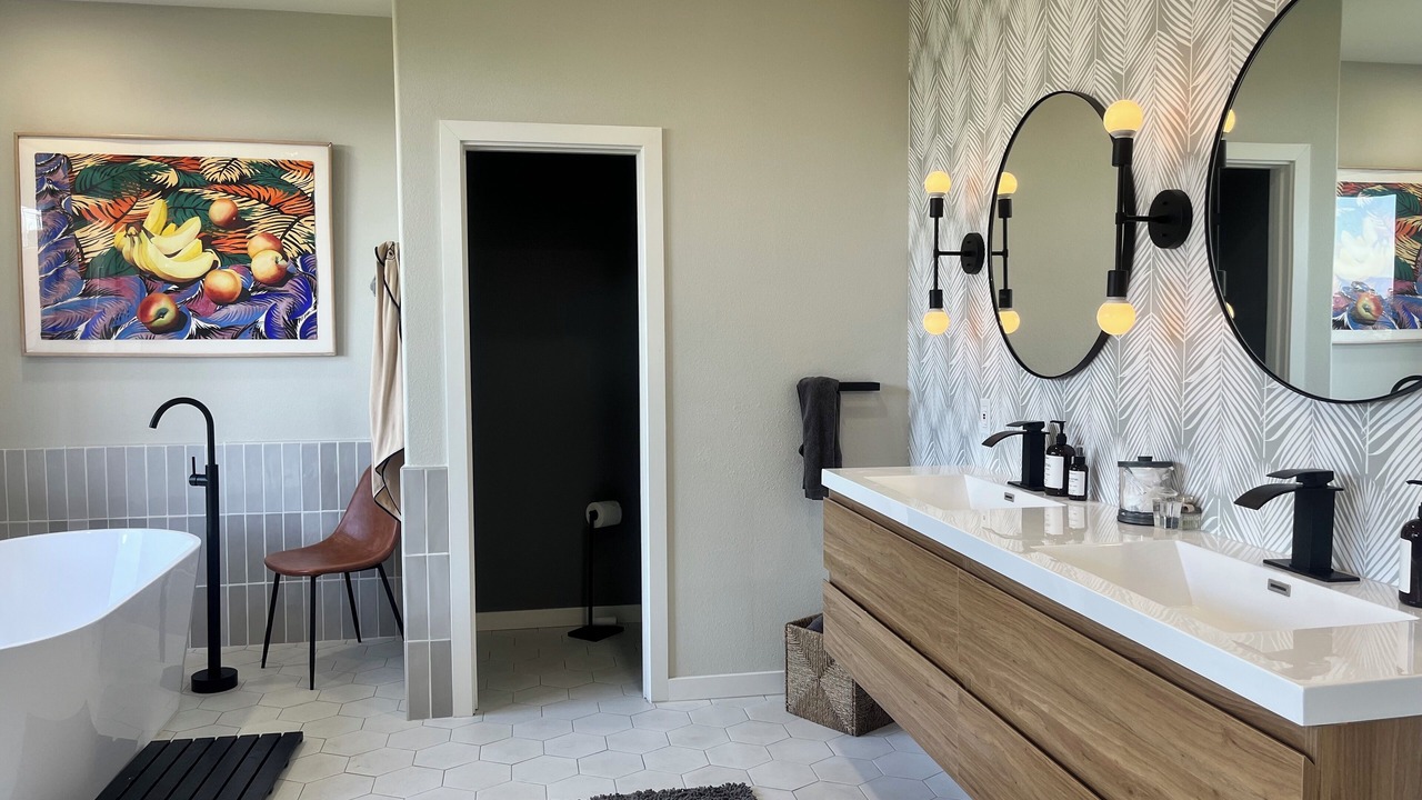 Photo of Bathroom in Forestland