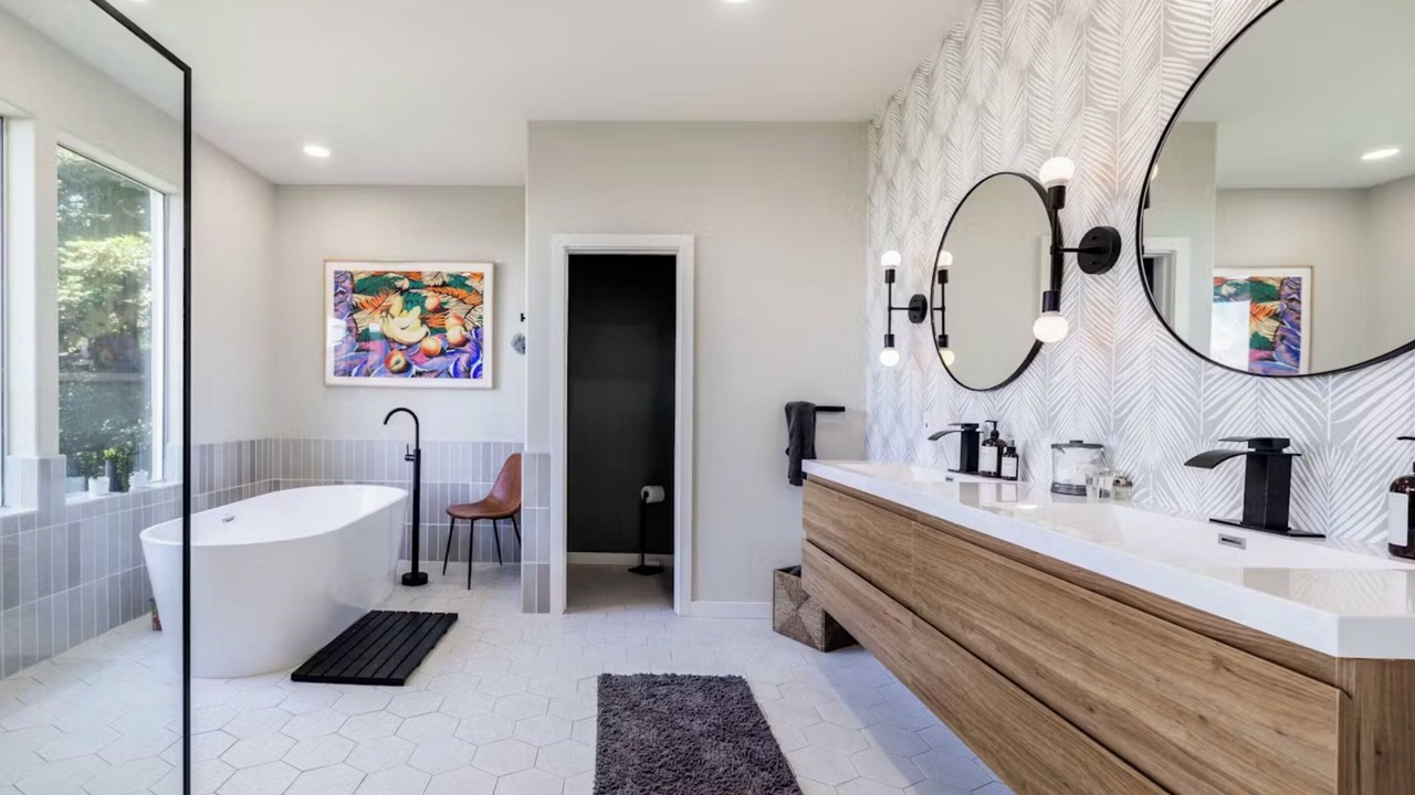 Photo of Bathroom in Forestland