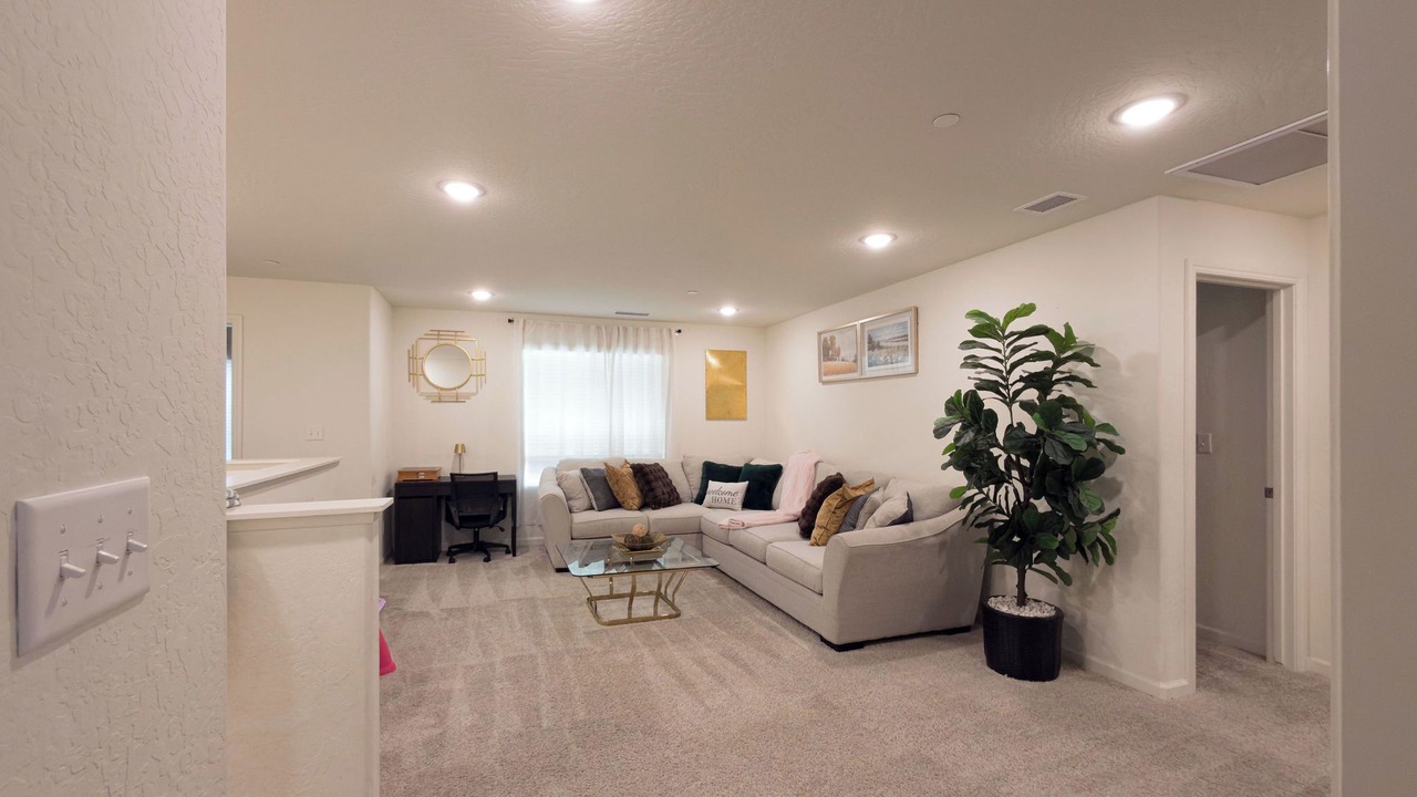 Photo of Livingroom in Raisin