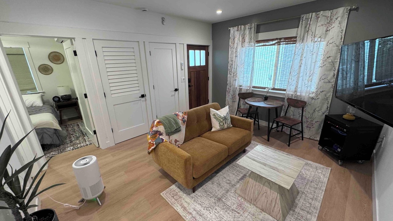 Photo of Livingroom in Garden Alameda