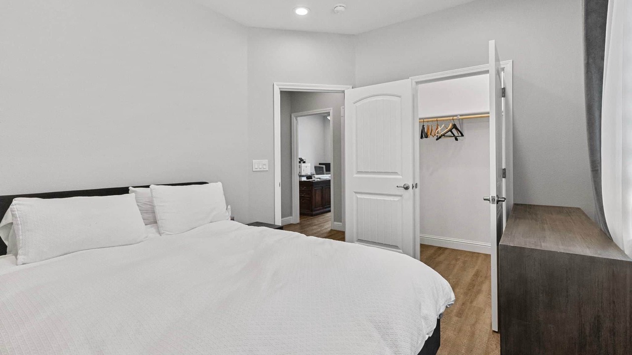 Photo of Bedroom in Madera