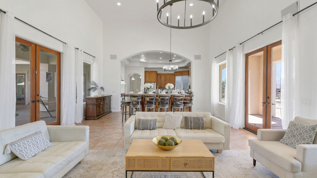 Photo of Livingroom in Thousand Palms