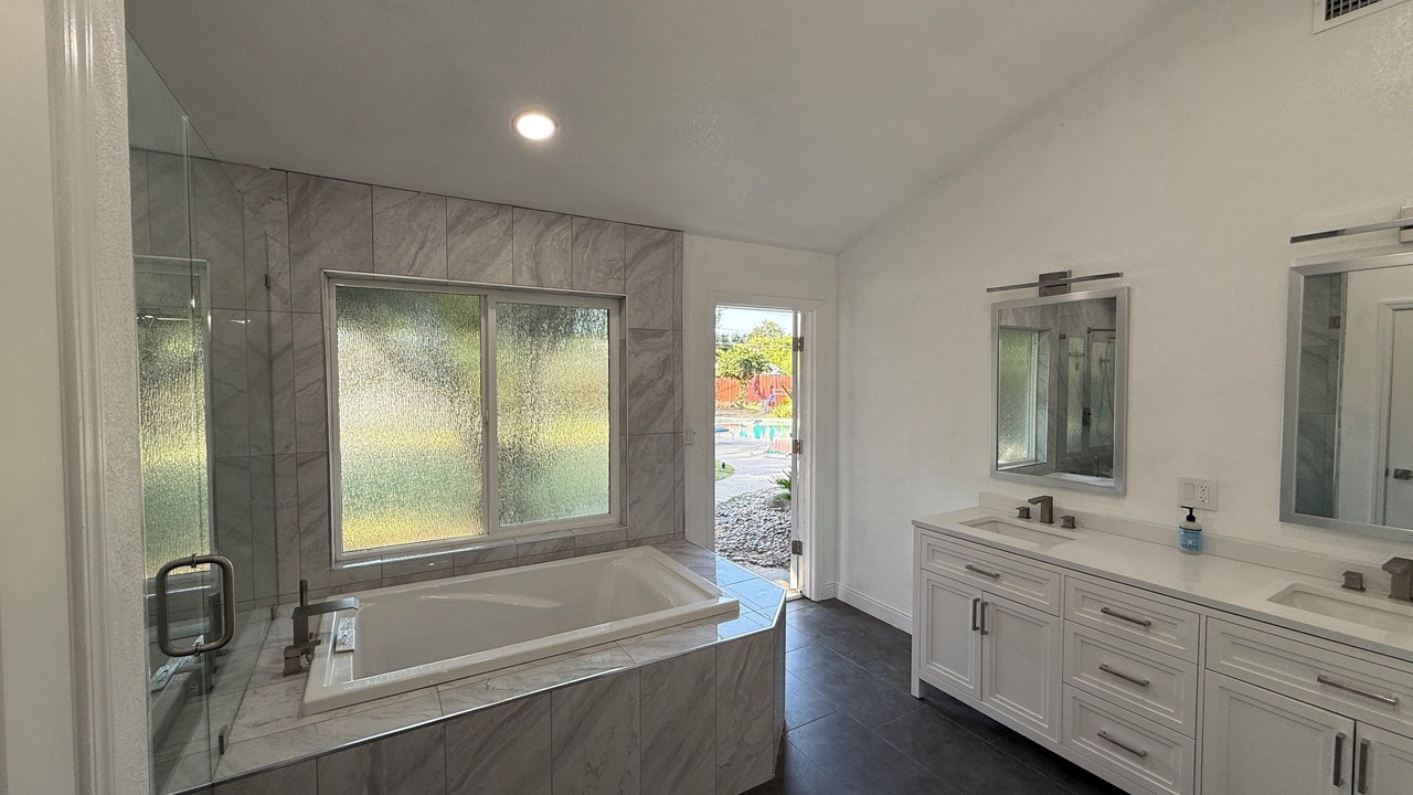 Photo of Bathroom in Roosevelt