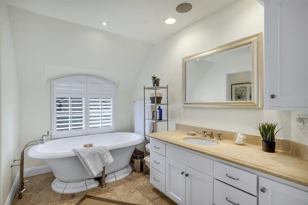 Photo of Bathroom in Old Palo Alto