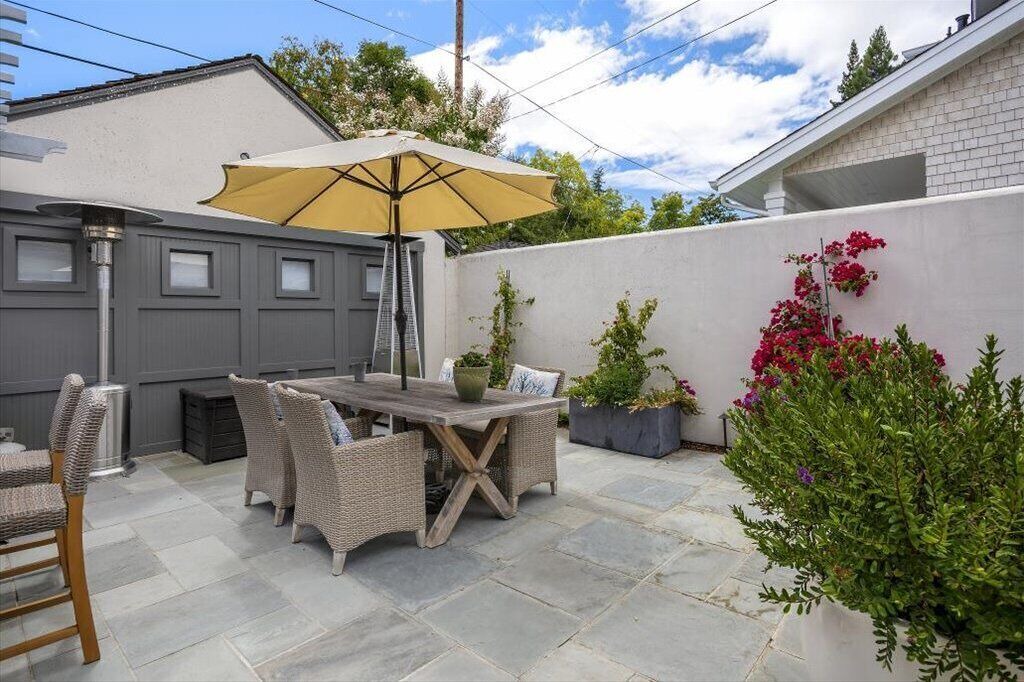 Photo of Outdoor in Old Palo Alto