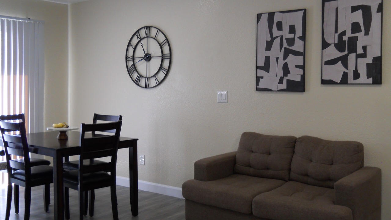 Photo of Livingroom in Hanford