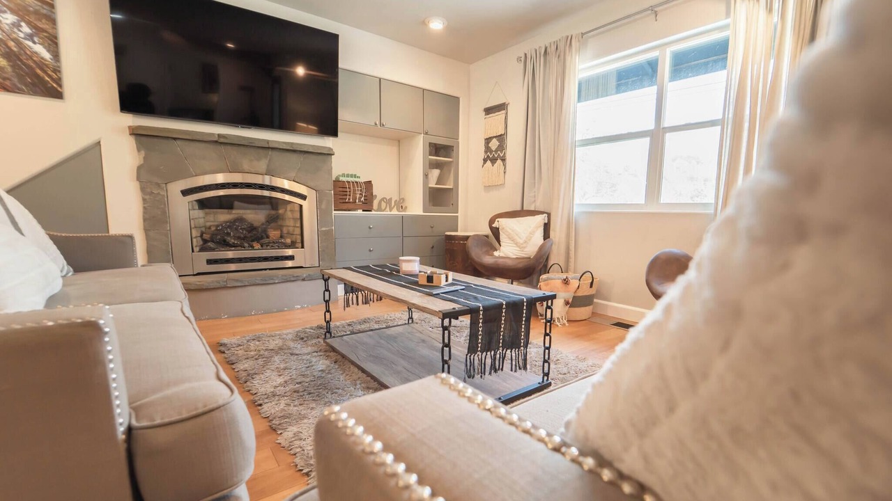 Photo of Livingroom in Three Rivers