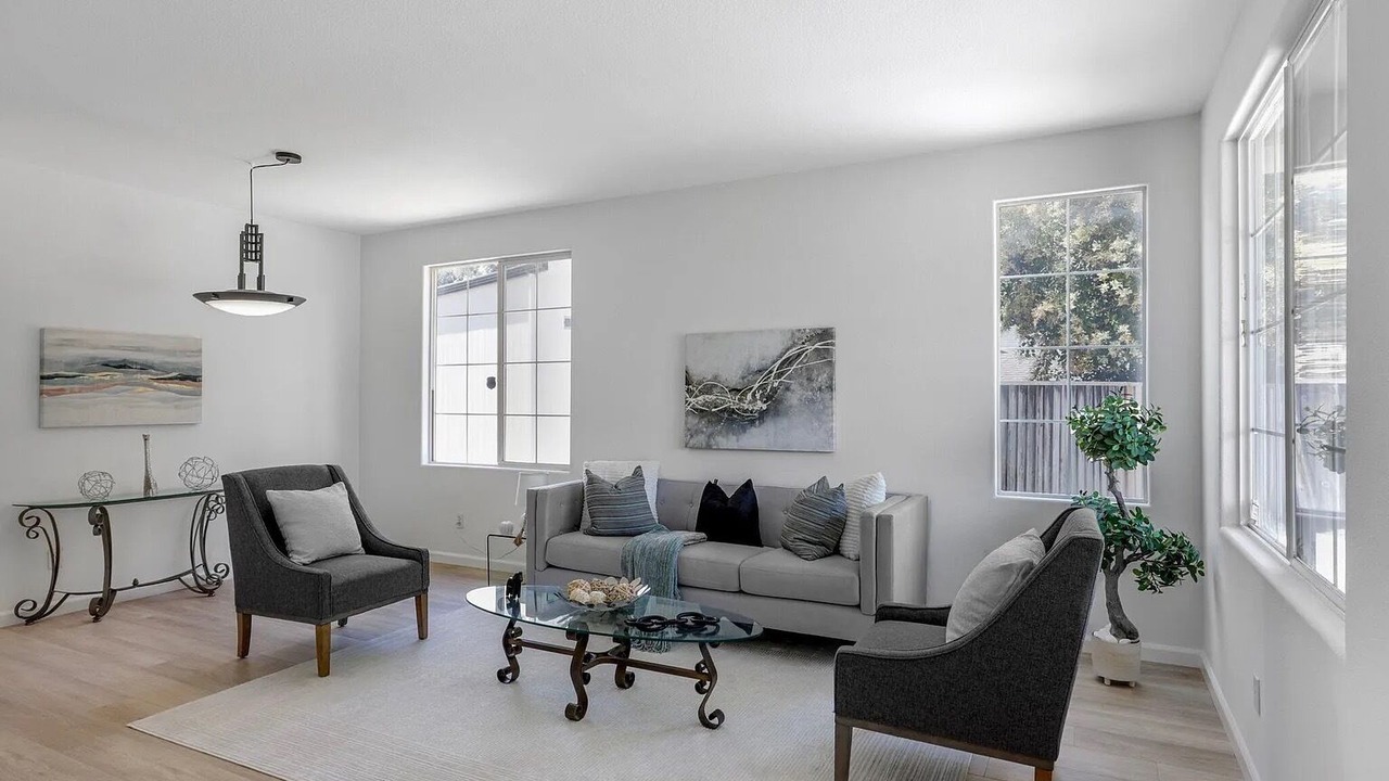 Photo of Livingroom in Tennyson - Alquire