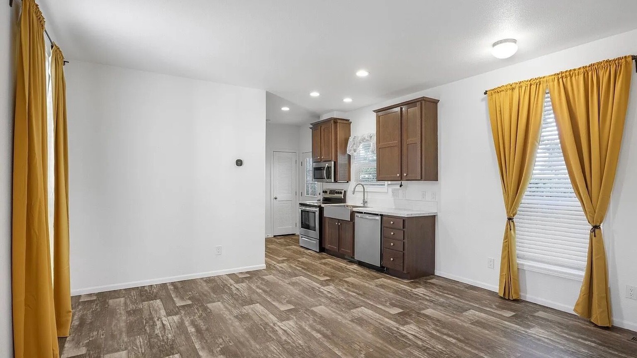 Photo of Kitchen in Tennyson - Alquire