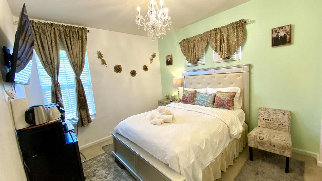 Photo of Bedroom in Tracy