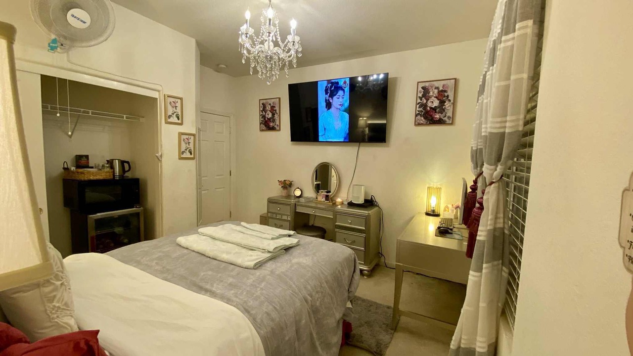 Photo of Bedroom in Tracy