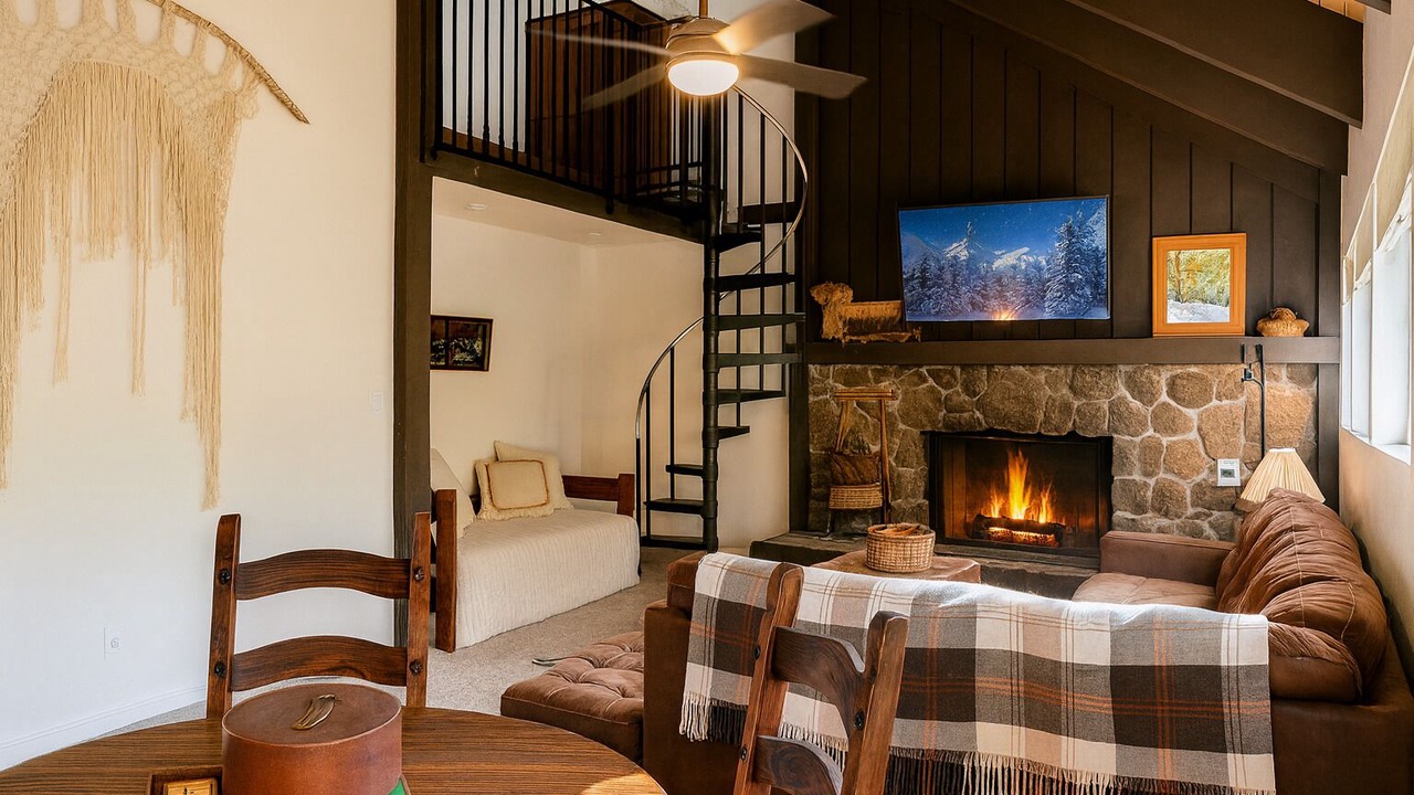 Photo of Livingroom in Sierra Cedars