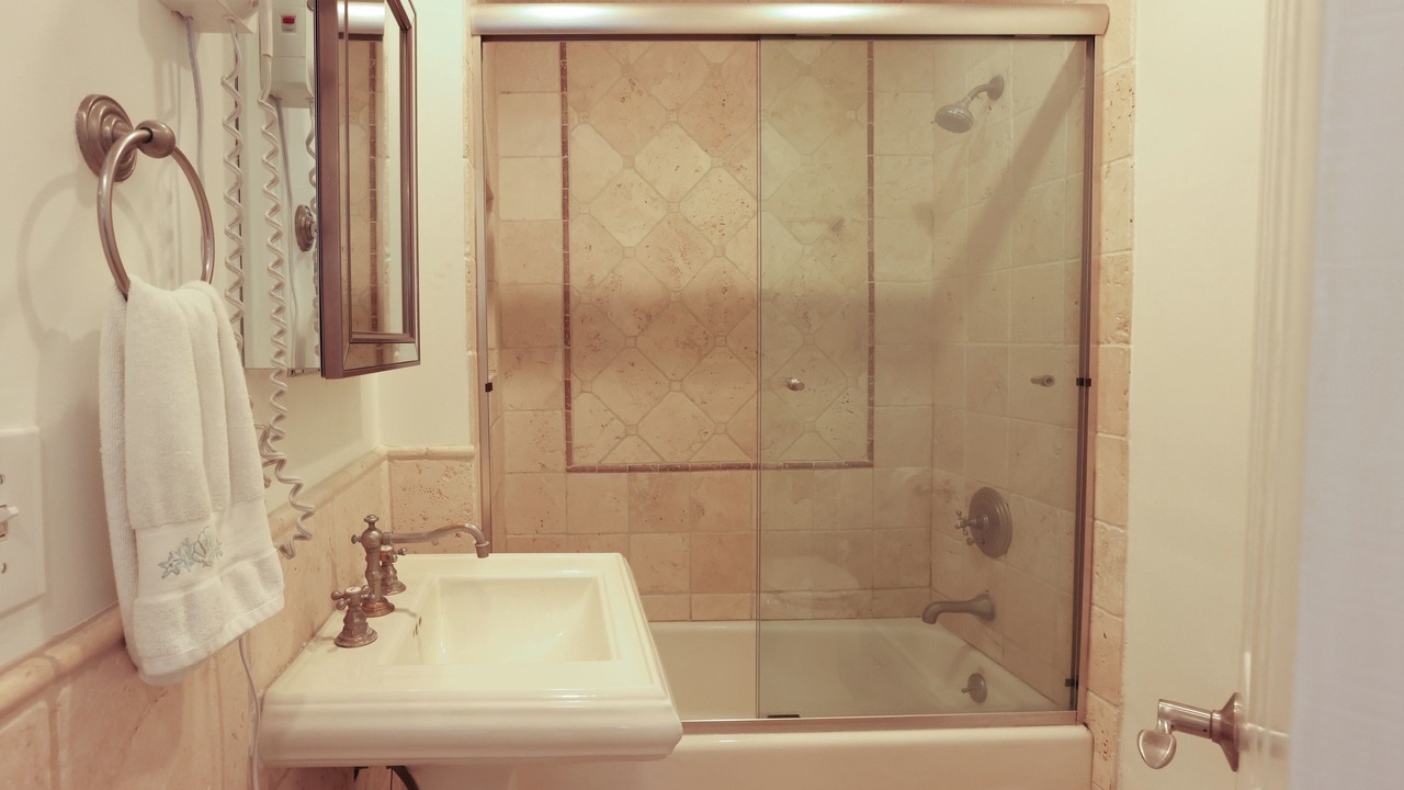 Photo of Bathroom in Ocean Park