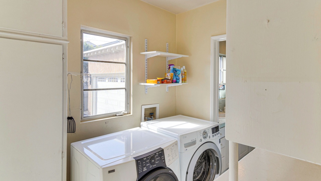 Photo of Bedroom in Studio City