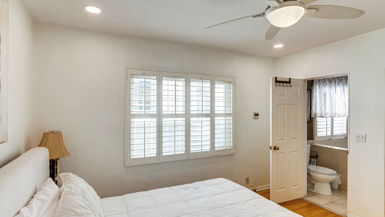 Photo of Bedroom in Studio City