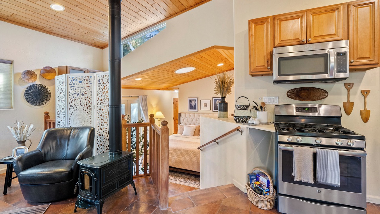 Photo of Bedroom in Atascadero