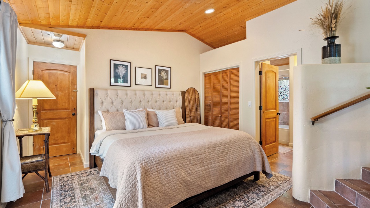Photo of Bedroom in Atascadero