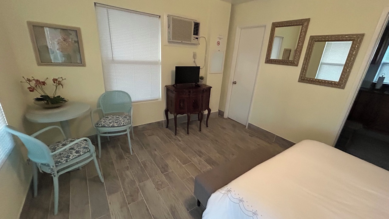 Photo of Bedroom in Wofford Heights