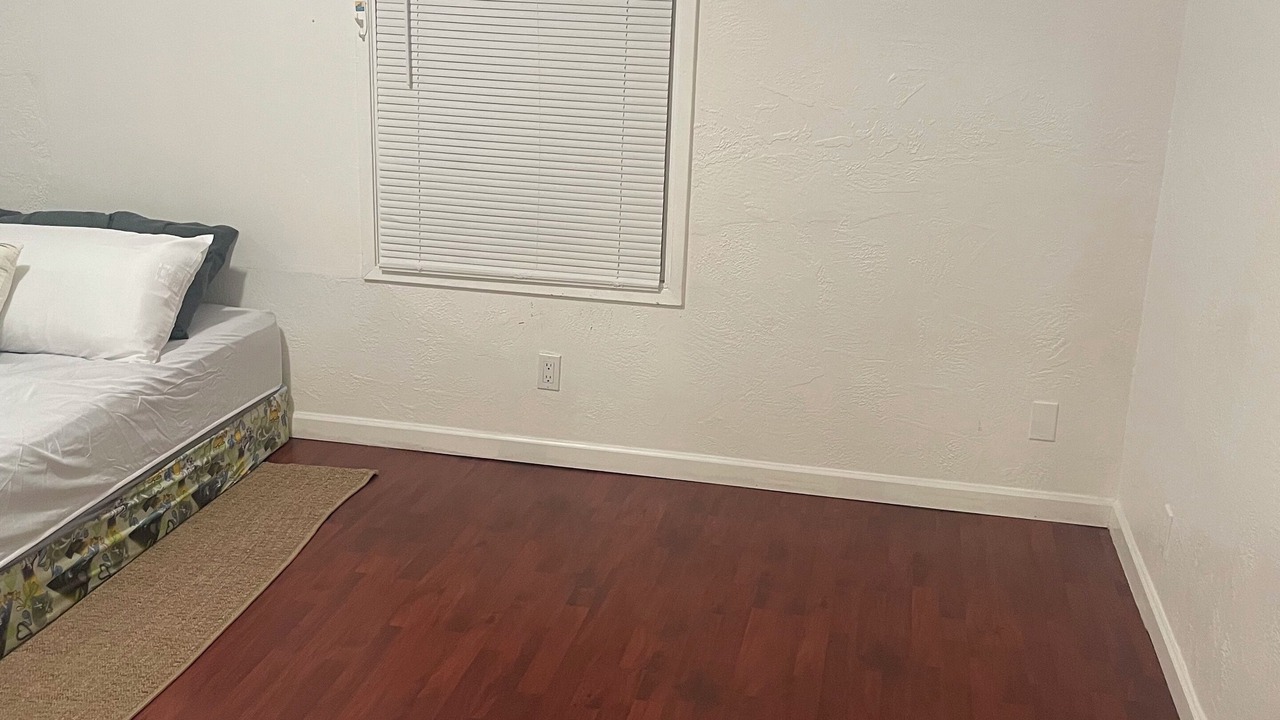 Photo of Bedroom in Oakland