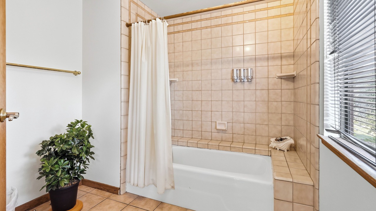 Photo of Bathroom in Yosemite Forks