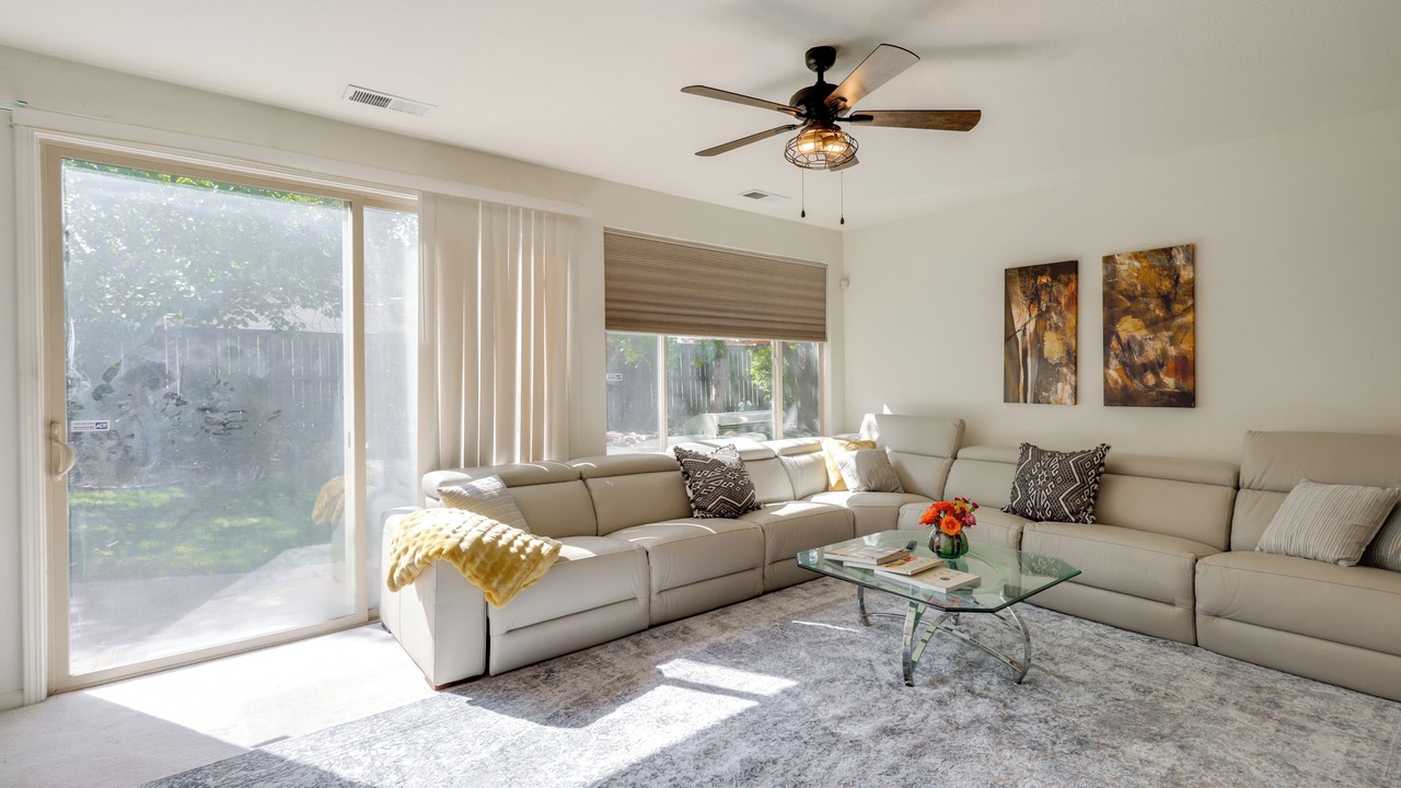 Photo of Livingroom in Reno