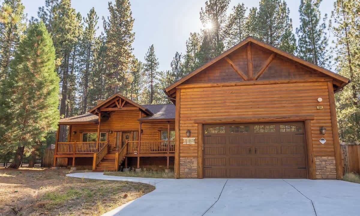 Photo of Outdoor in Summit Estates
