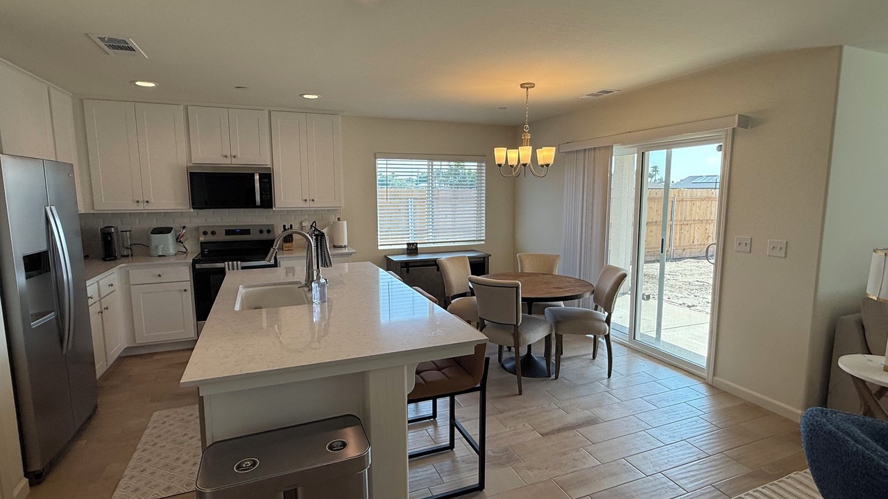 Photo of Kitchen in Hanford