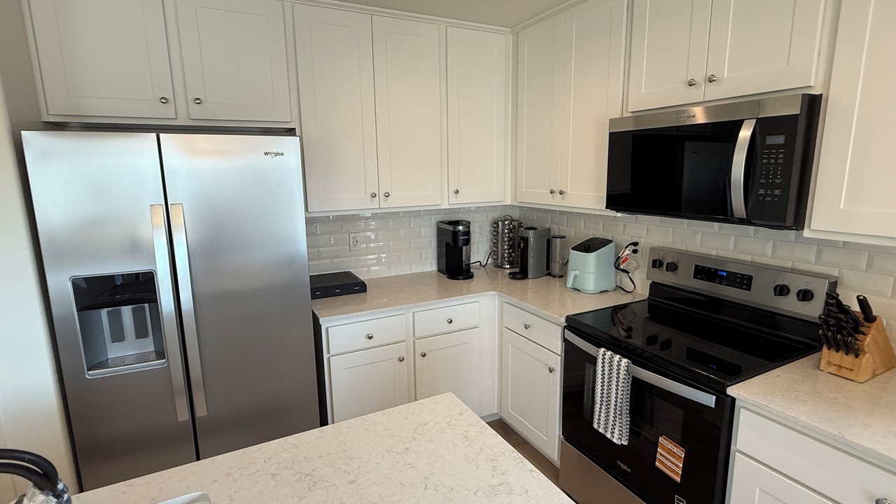 Photo of Kitchen in Hanford