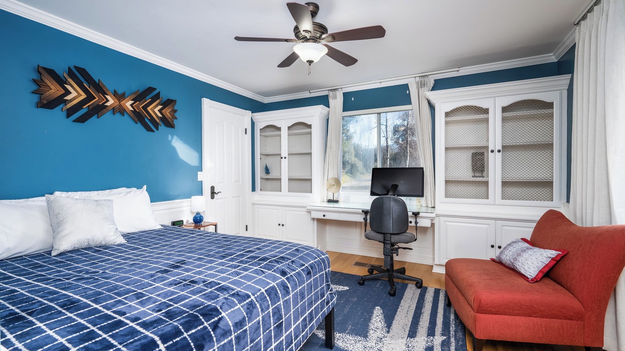 Photo of Bedroom in Coarsegold