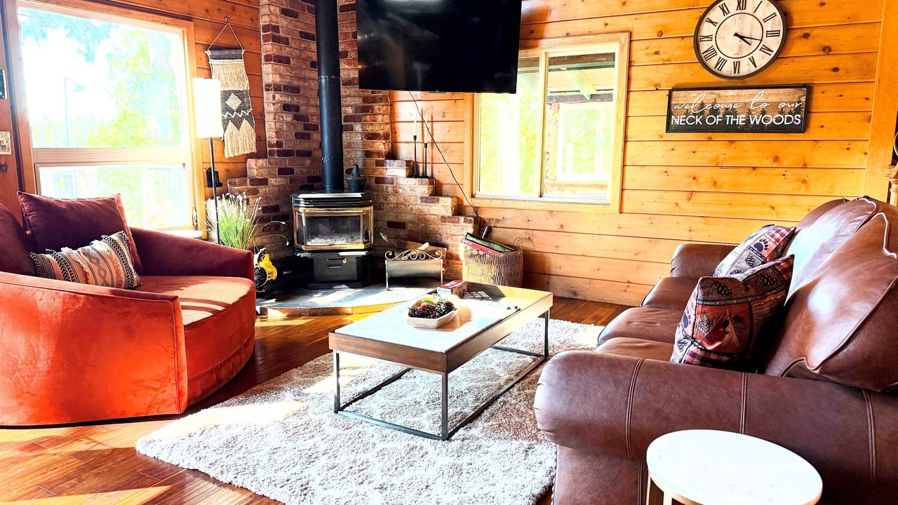 Photo of Livingroom in Cold Springs
