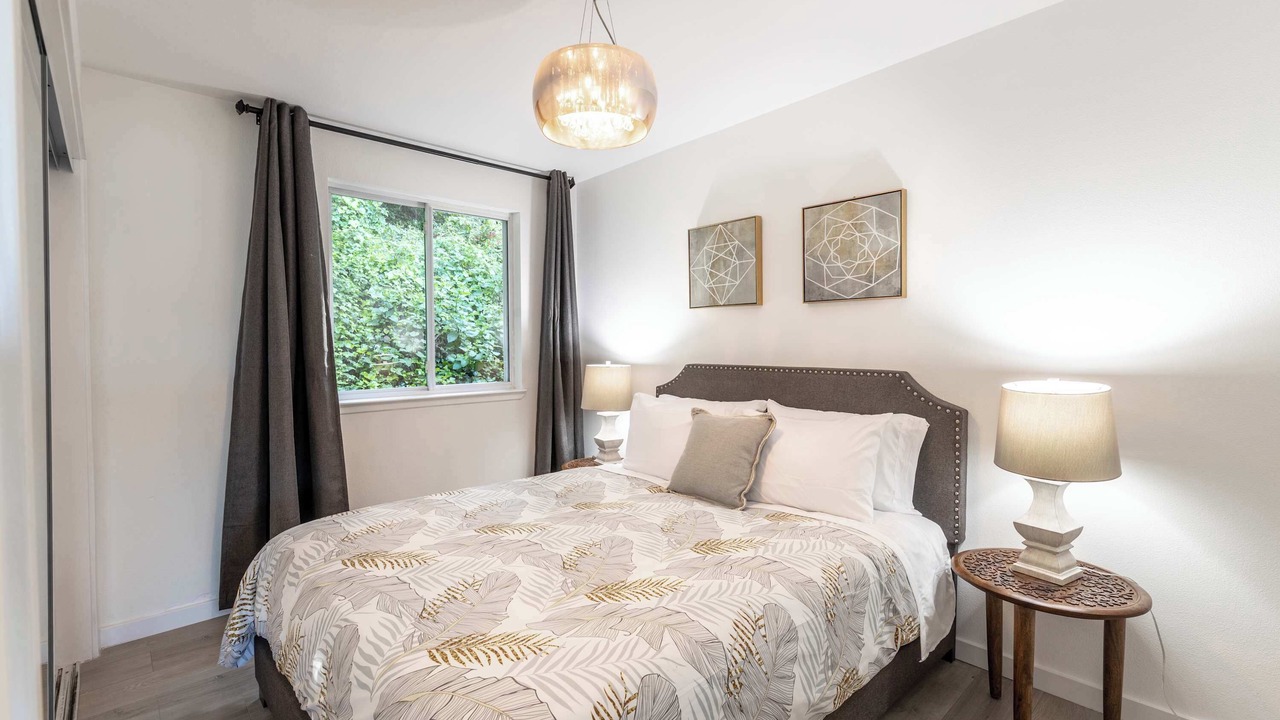 Photo of Bedroom in Pedro Point