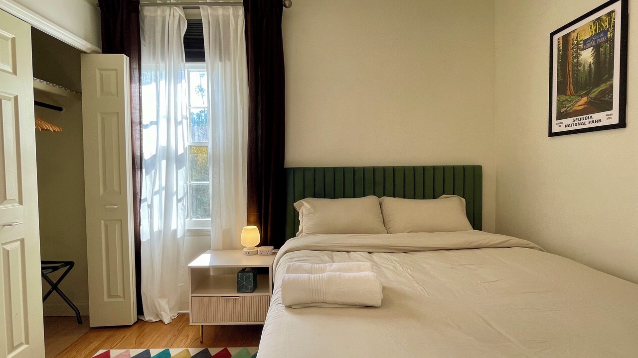 Photo of Bedroom in North Central