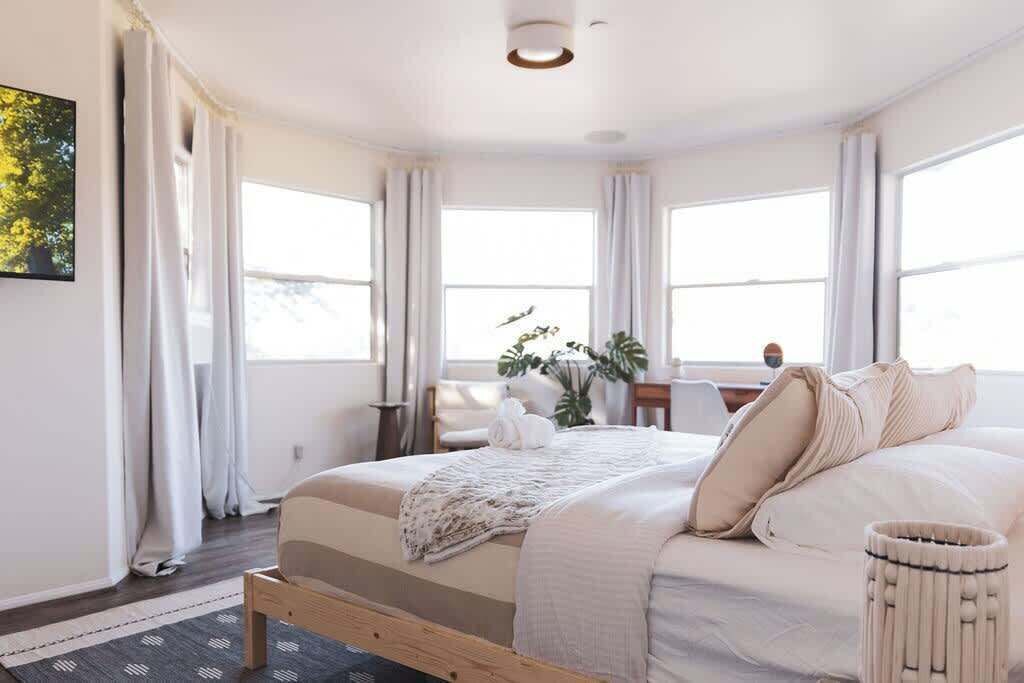Photo of Bedroom in Cypress Park