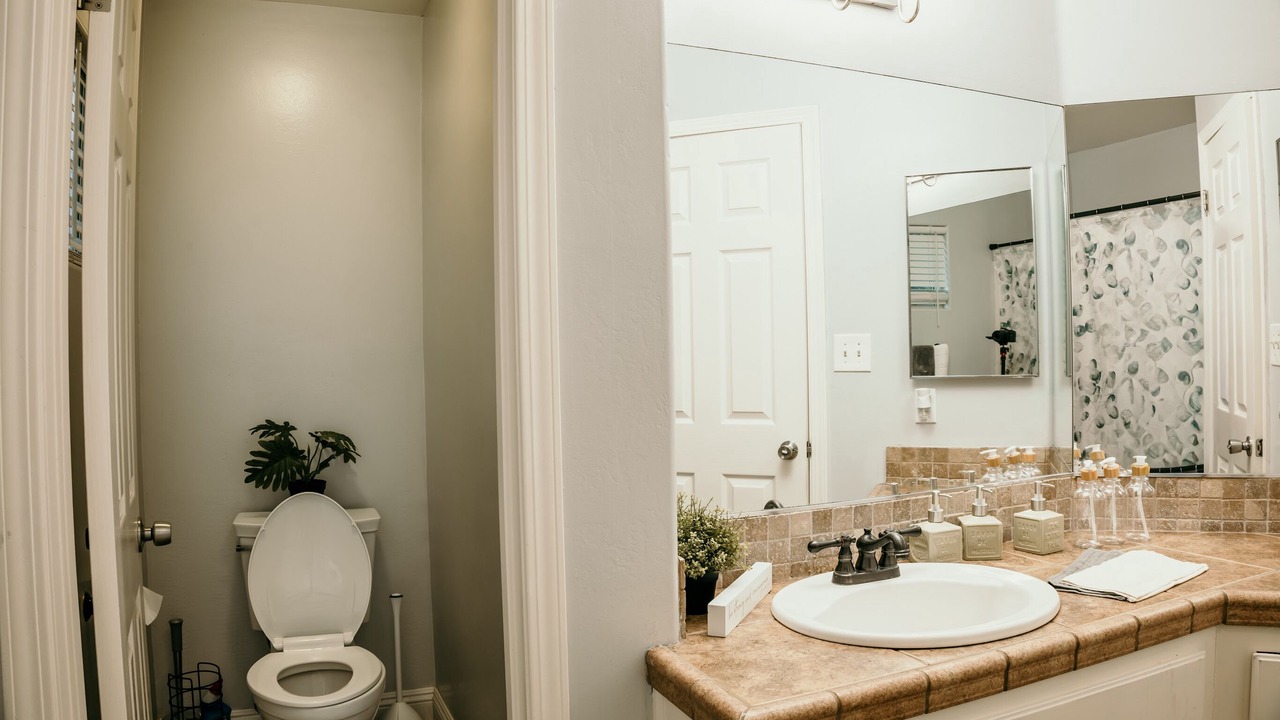 Photo of Bathroom in Pumpkin Center