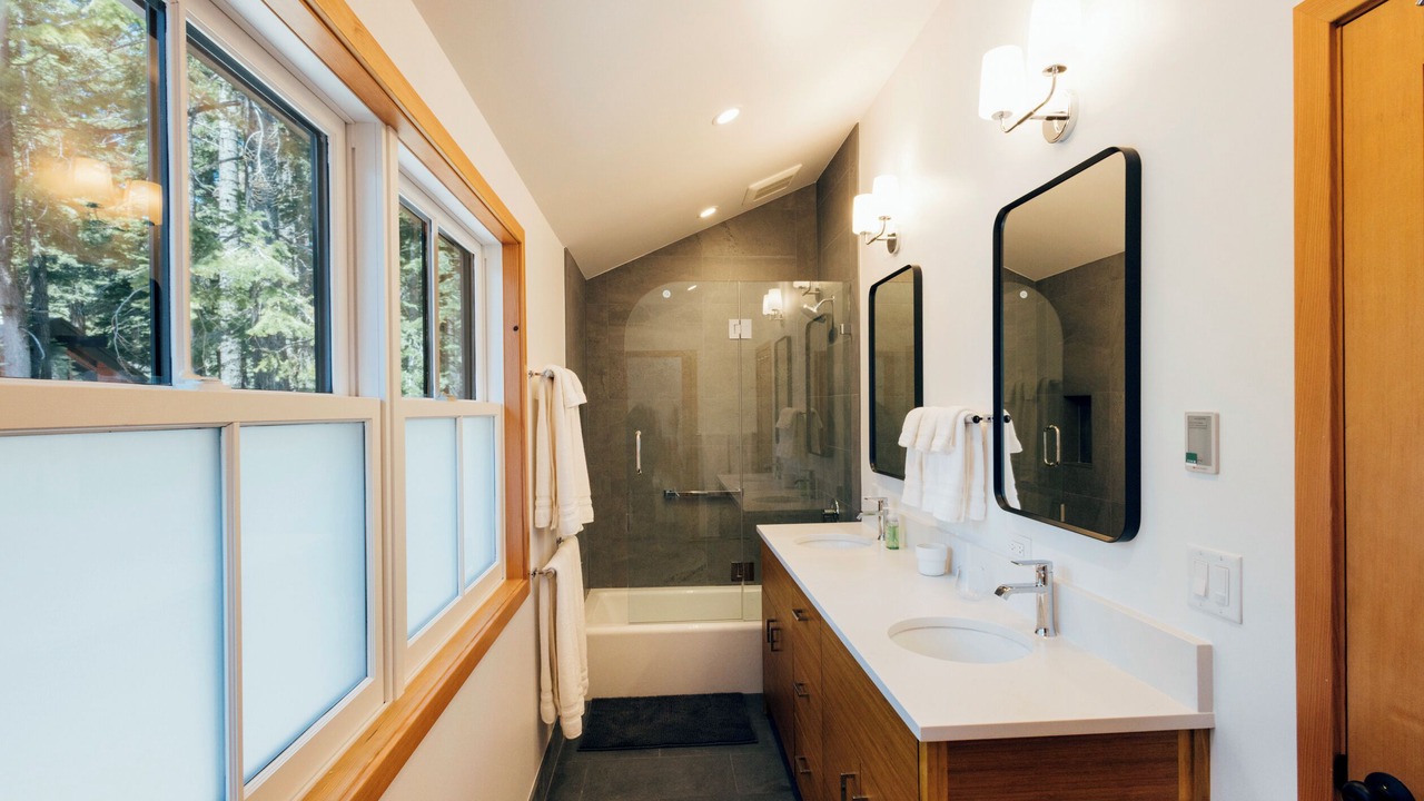 Photo of Bathroom in Chamberlands