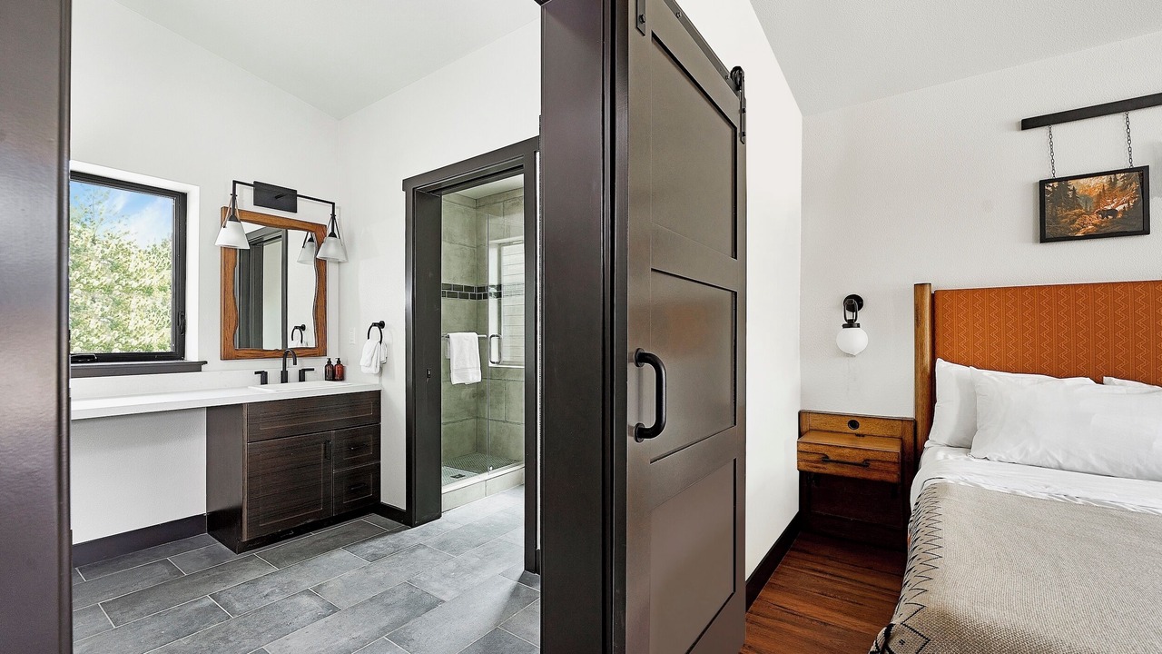 Photo of Bathroom in Mammoth Lakes