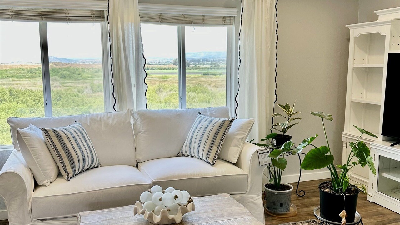 Photo of Livingroom in Callender