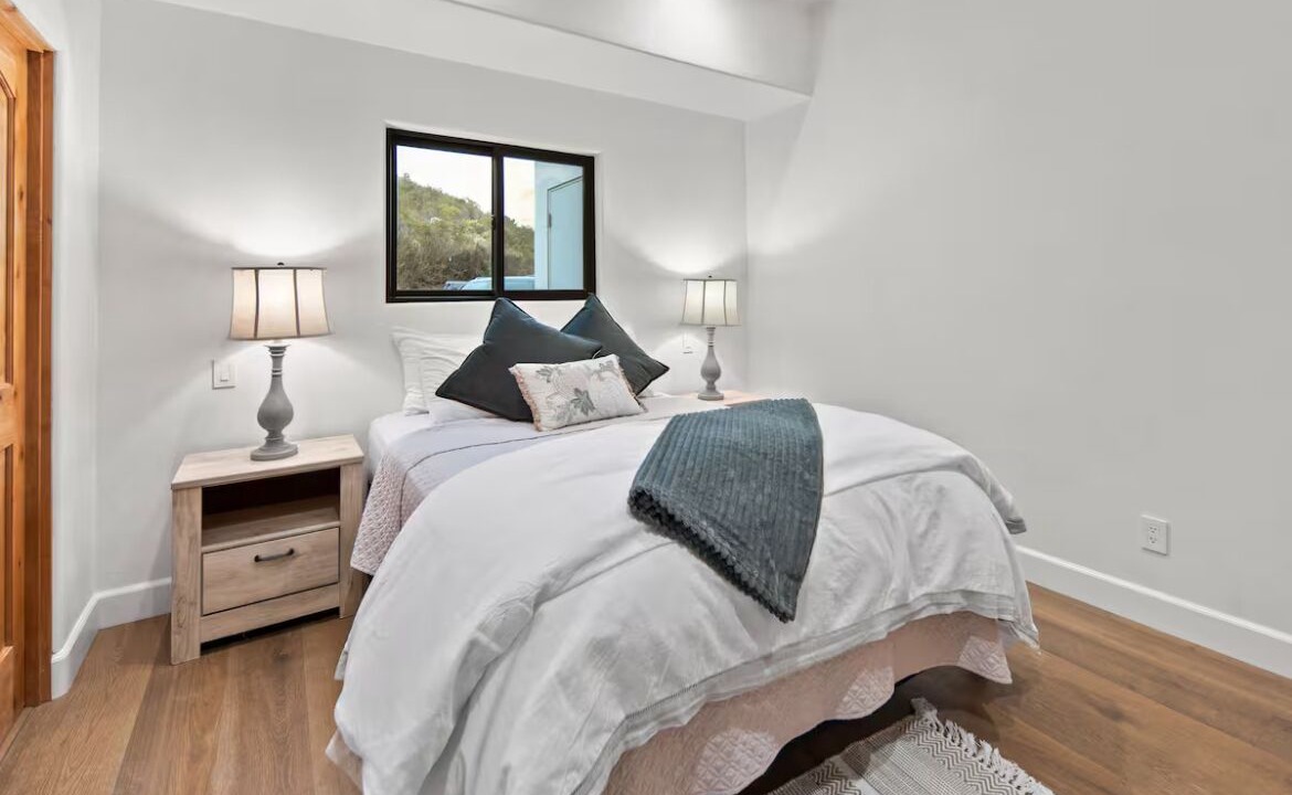 Photo of Bedroom in Salinas