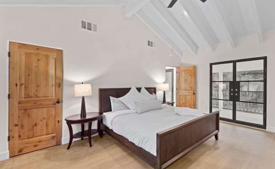 Photo of Bedroom in Salinas