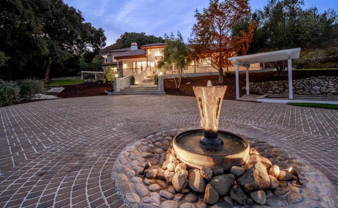 Photo of Outdoor in Salinas