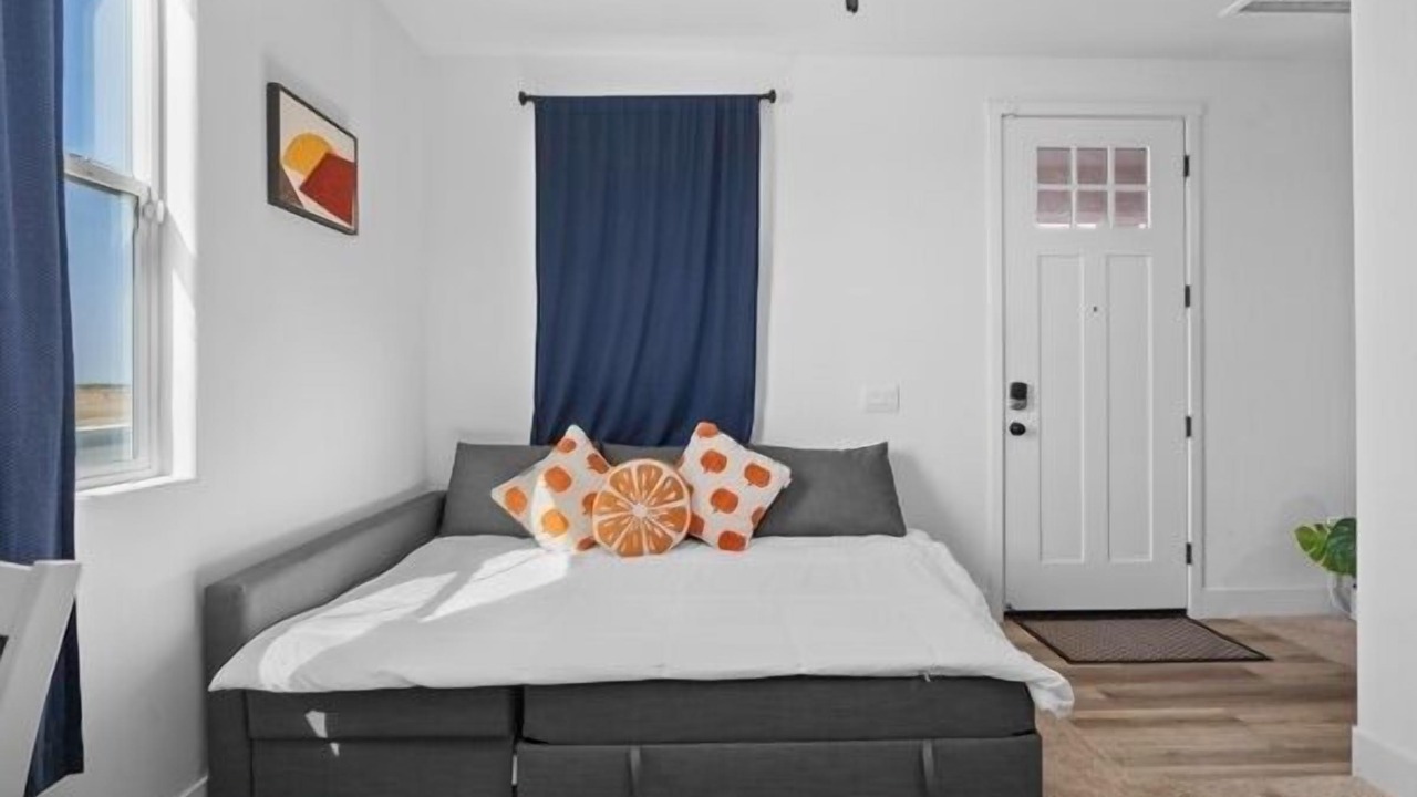 Photo of Bedroom in Rosedale