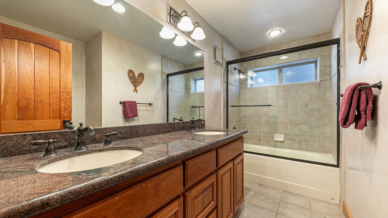 Photo of Bathroom in Lake Forest