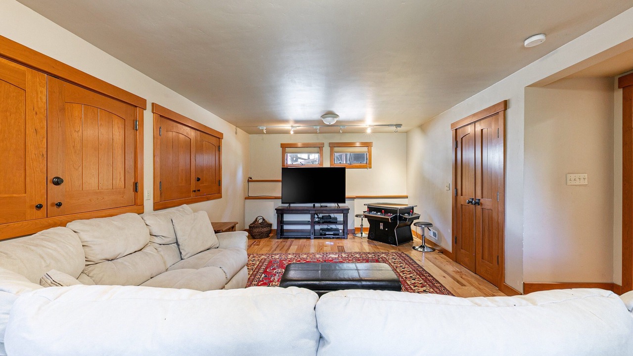 Photo of Livingroom in Lake Forest