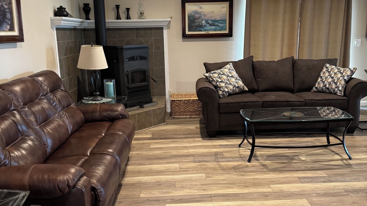 Photo of Livingroom in Hayward