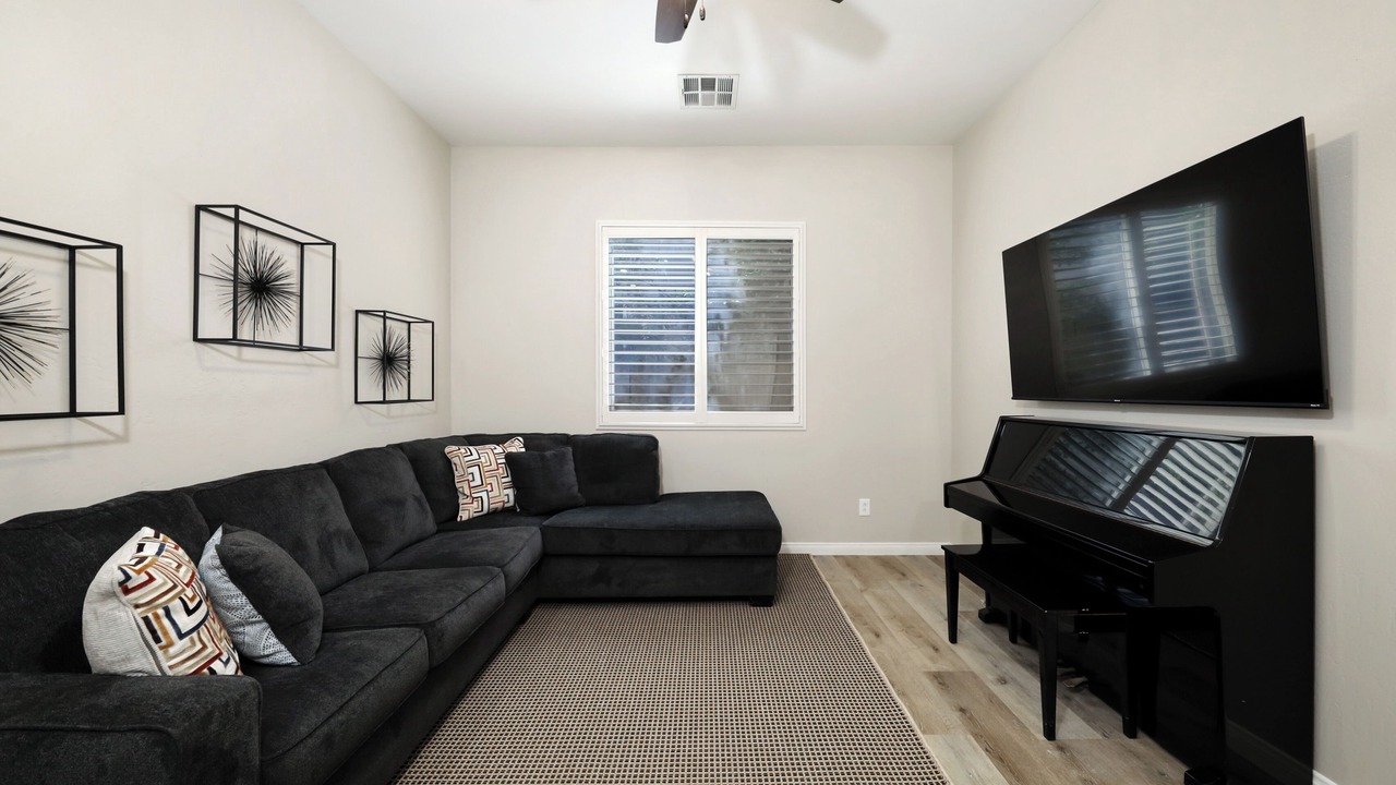 Photo of Livingroom in Greenacres