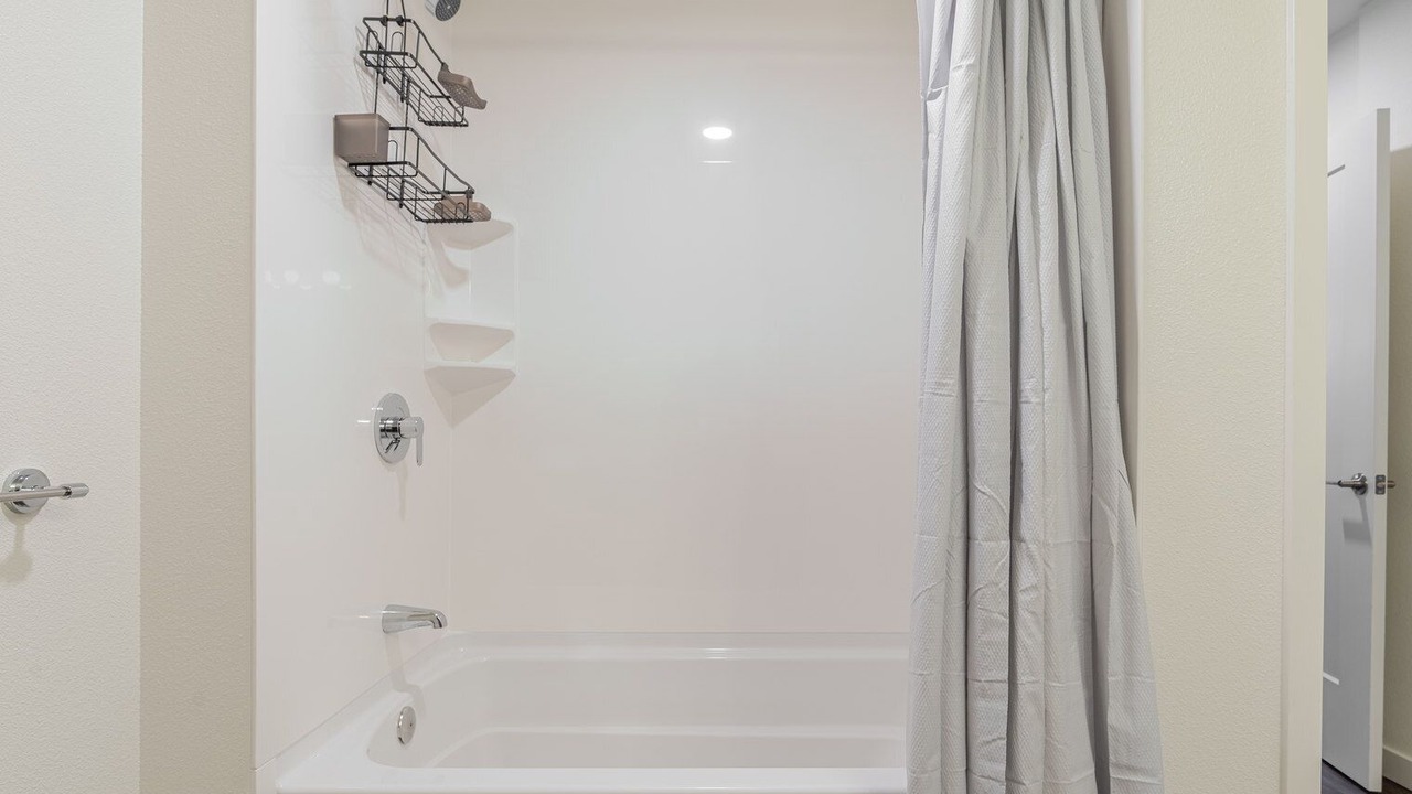Photo of Bathroom in Old San Leandro