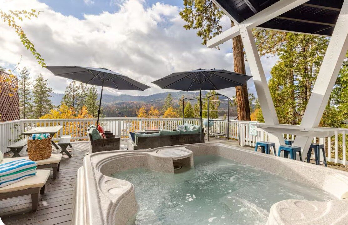 Photo of Patio Balcony in Bass Lake