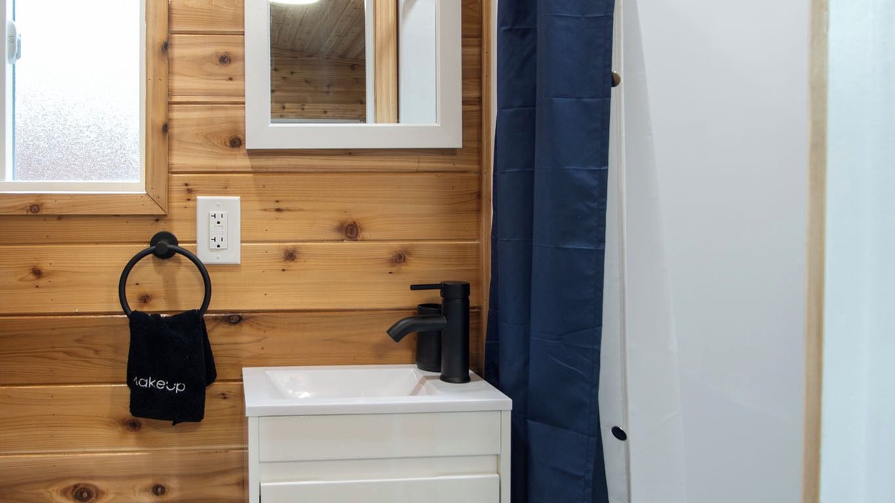 Photo of Bathroom in Springville