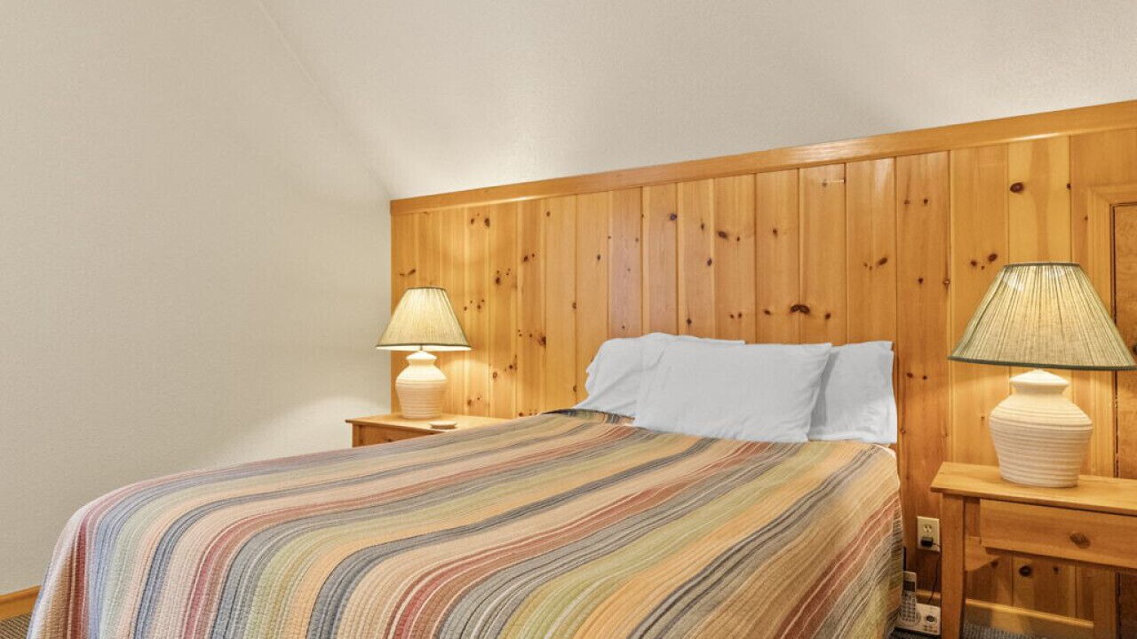 Photo of Bedroom in Strawberry